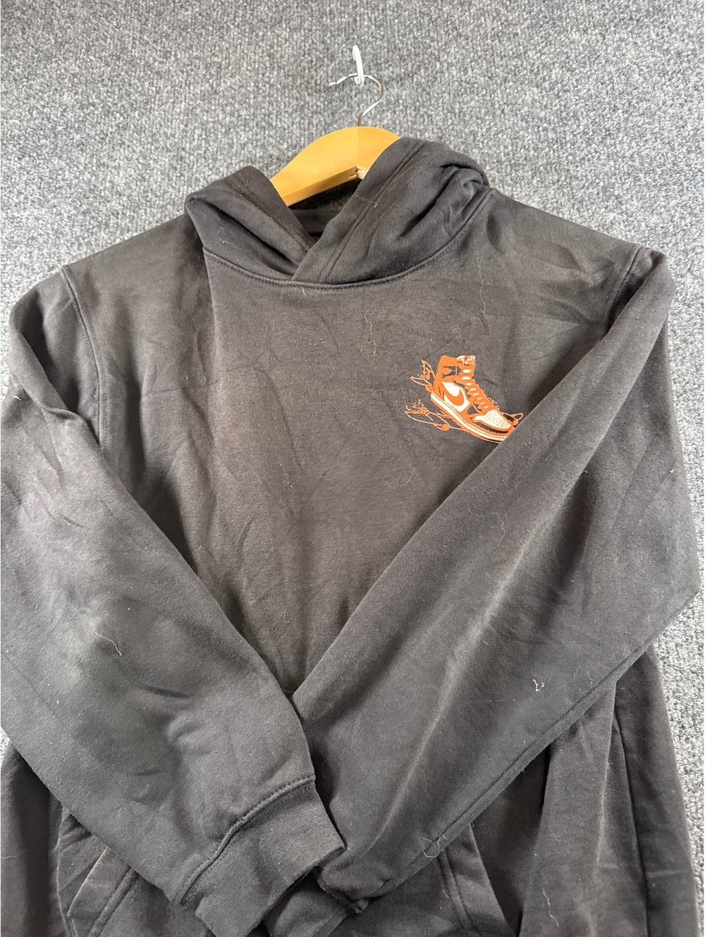 Air Jordan Has Landed Hoodie Mens Black Orange Graphic Pullover Jumpman